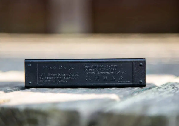 SP31 V2 LED Flashlight Cree XP-L HI Dual Switch 1200lm