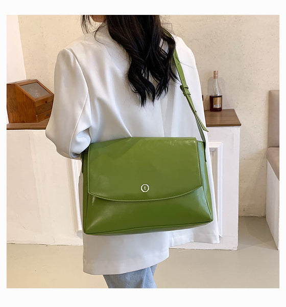 Women Retro Unicolor Messenger Bag